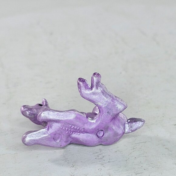 Breyer Stablemate Custom Purple Thoroughbred Lying Foal Horse - Picture 8 of 9